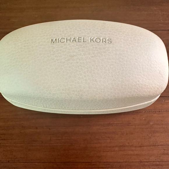 Michael Kors Astrid III 5015 Gold Black Aviator Sunglasses Logo on side - Picture 2 of 12